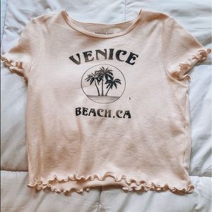 NWOT- AMERICAN EAGLE TEE